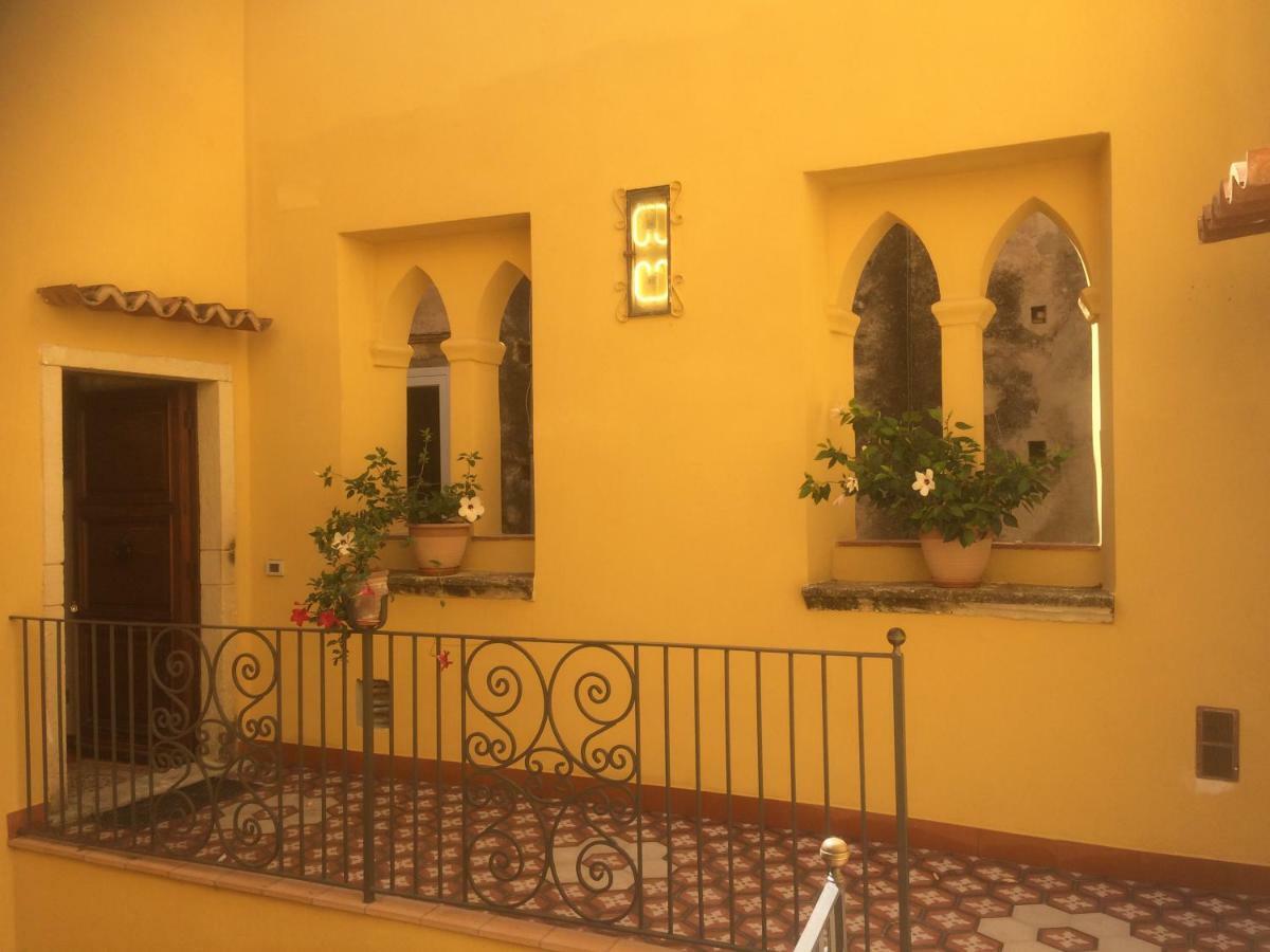 Апартаменти Casa Elide Centro Storico Тропеа Екстер'єр фото